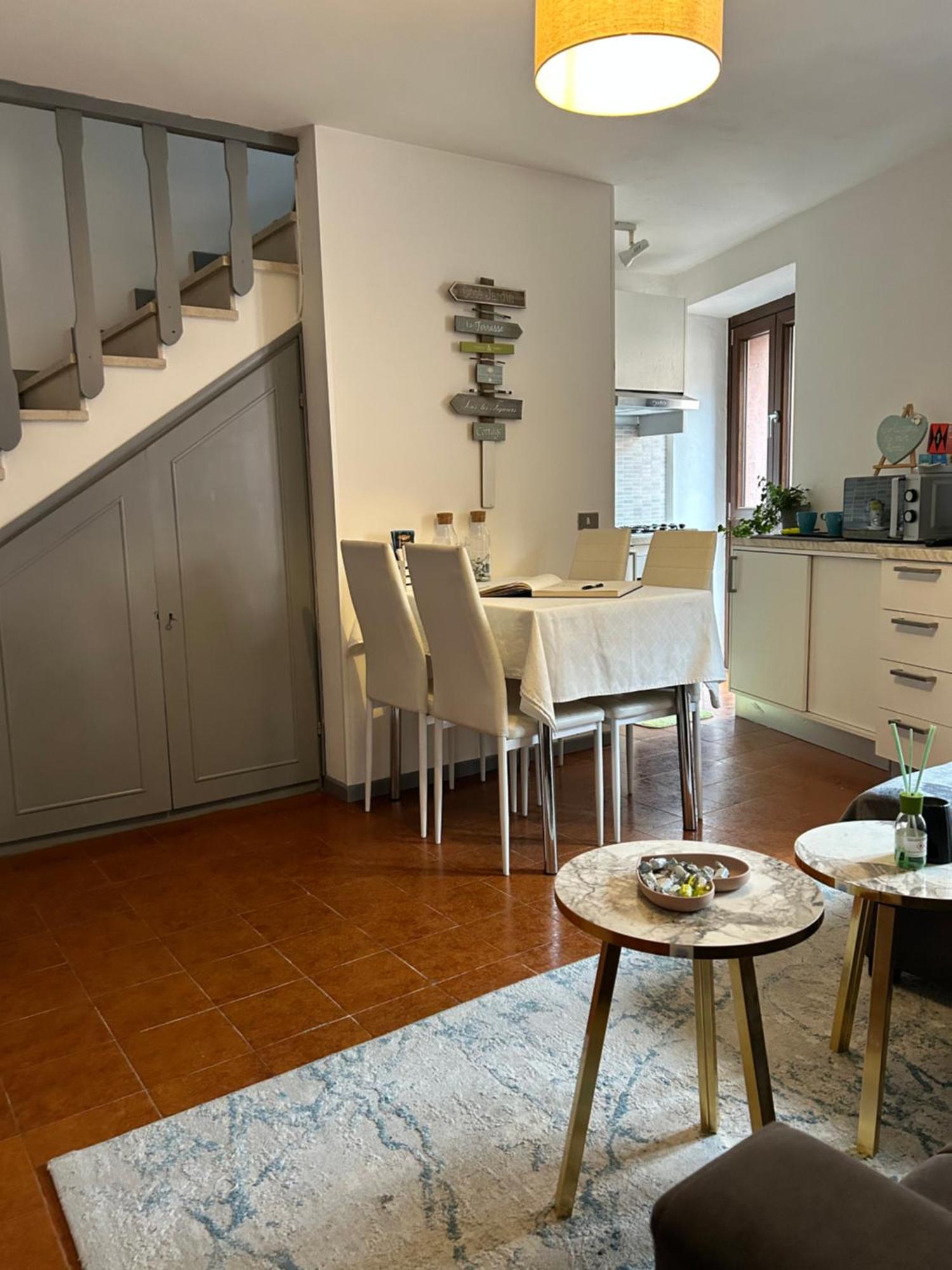 Tua Duplex Apartment Salo Luaran gambar