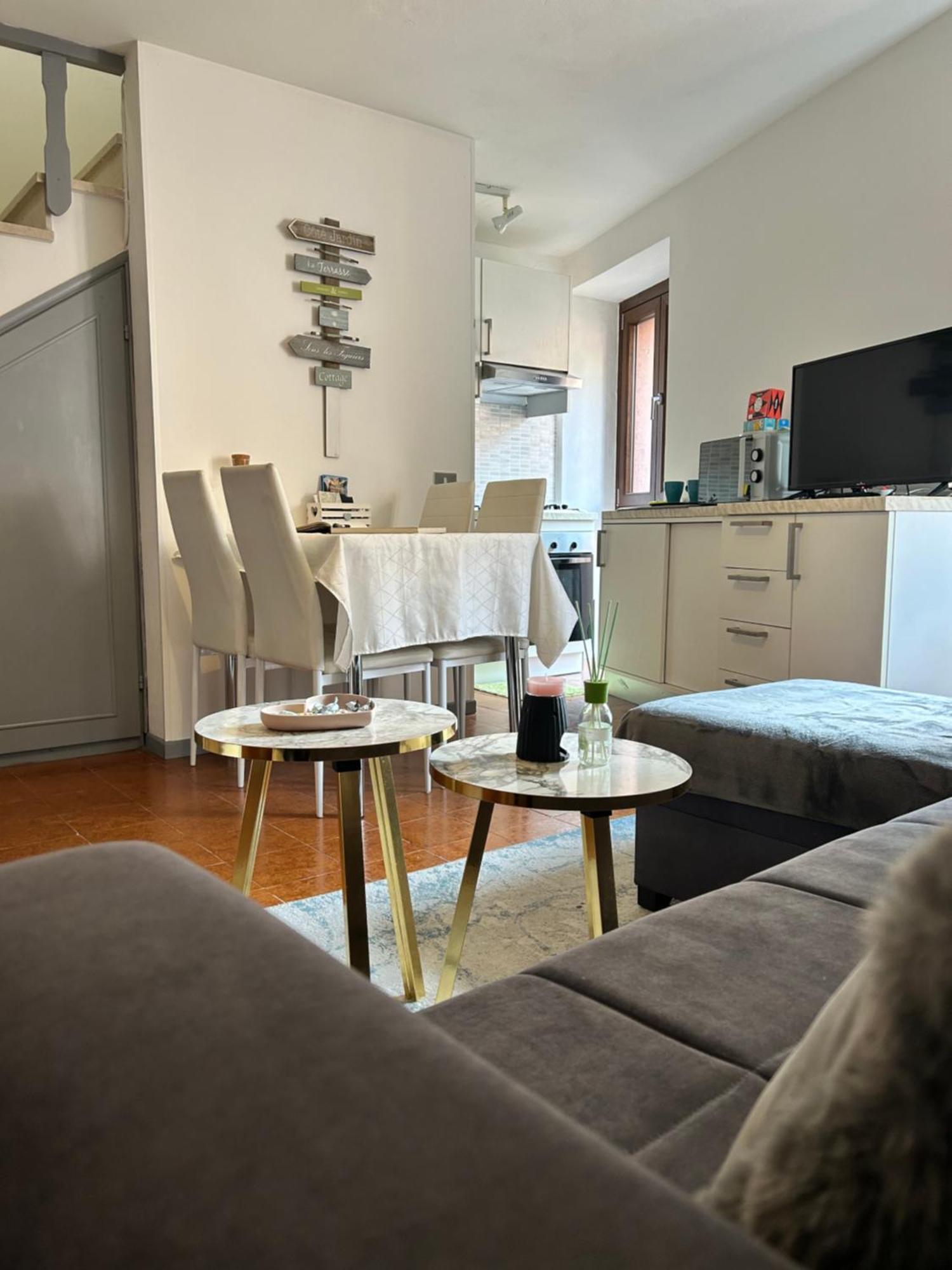 Tua Duplex Apartment Salo Luaran gambar